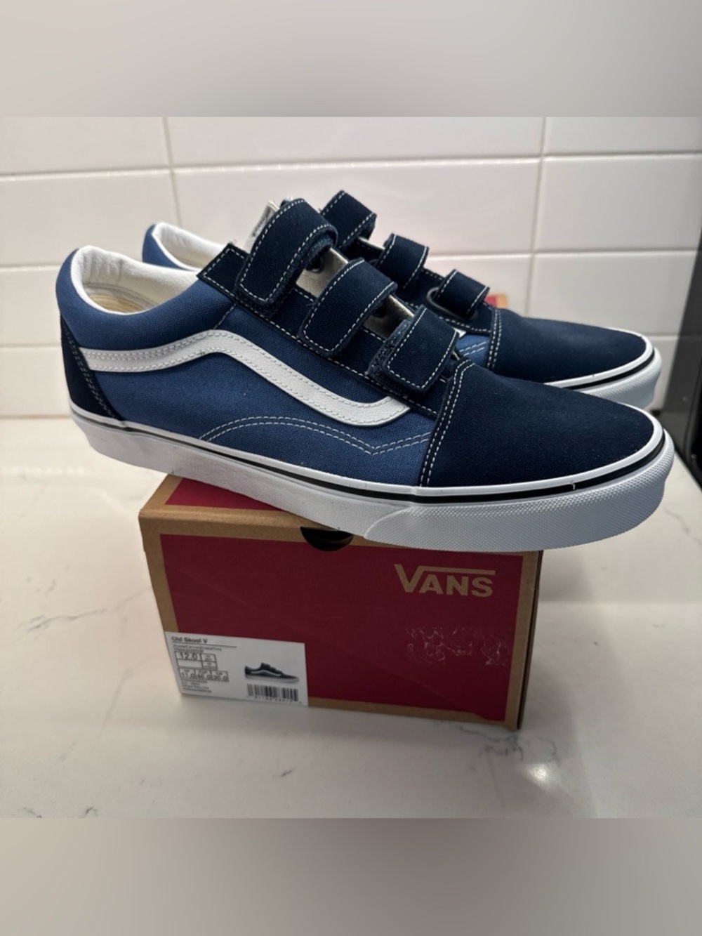 Vans Old Skool Velcro Sneakers in Navy and White Mens Blue Skate Shoes